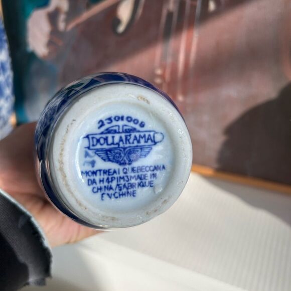 Vintage Dollarama Tall Shaped Flower Vase Blue / white - Picture 15 of 15